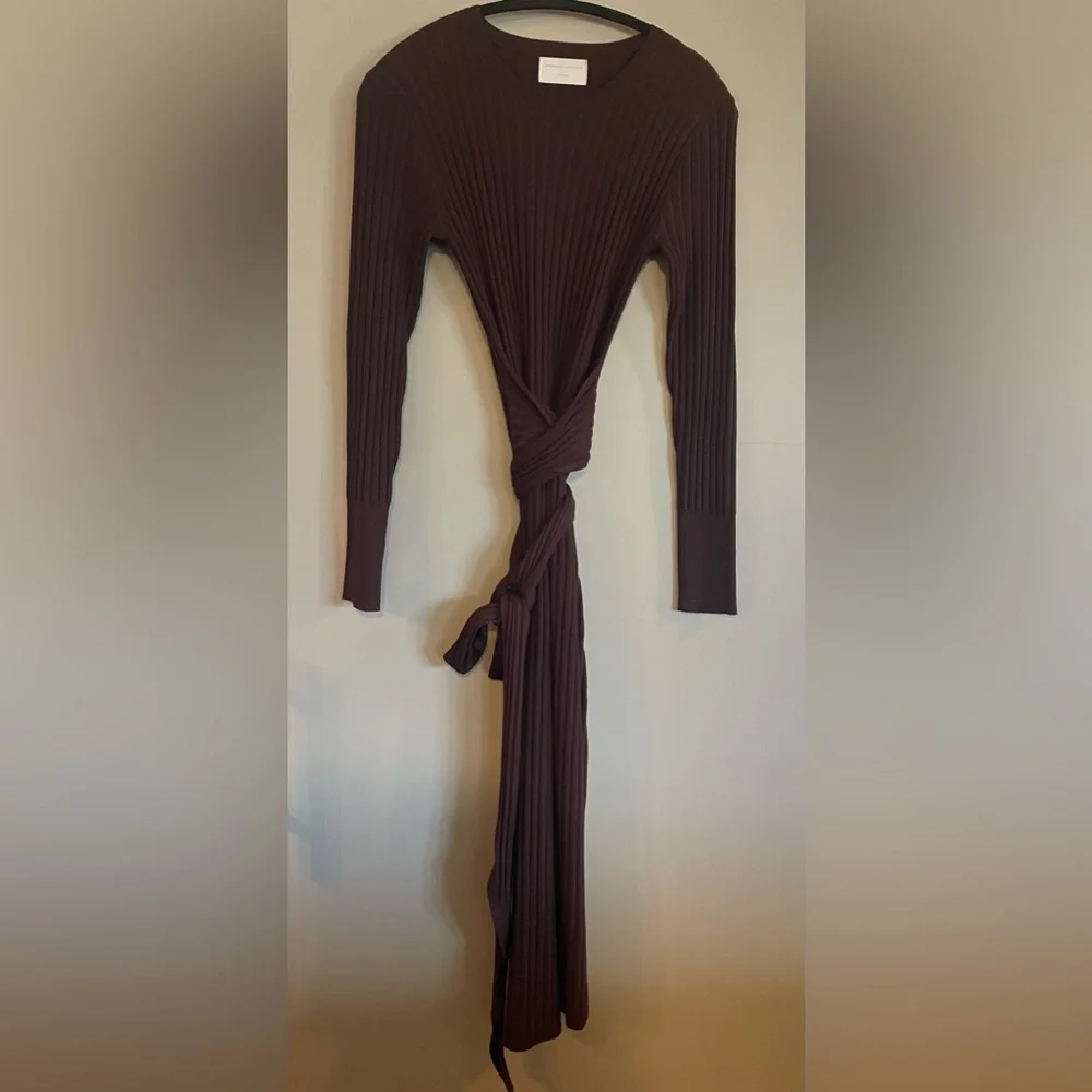 Modern Citizen- Carmen Ribbed Long-Sleeve Wrap Dress (brown) - Picture 4 of 8